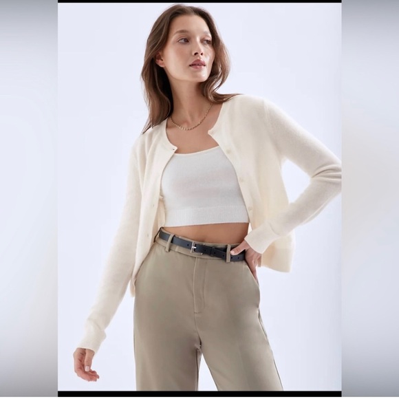 Aritzia cashmere cardigan - Picture 3 of 3